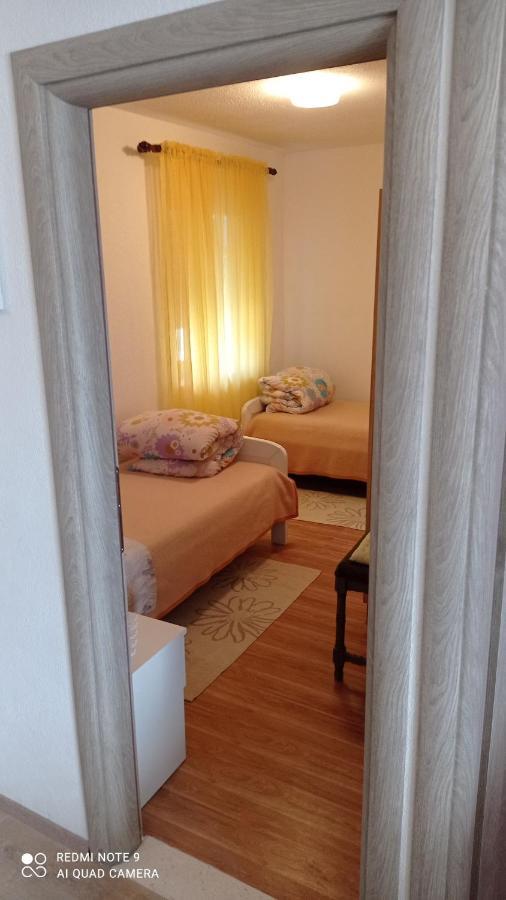 Holiday Home Marija Vrlika المظهر الخارجي الصورة