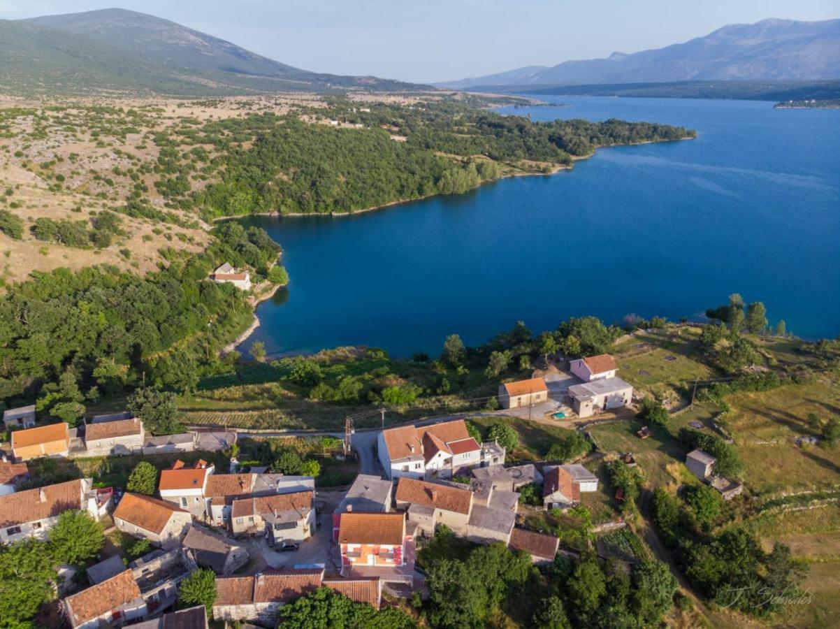 Holiday Home Marija Vrlika المظهر الخارجي الصورة