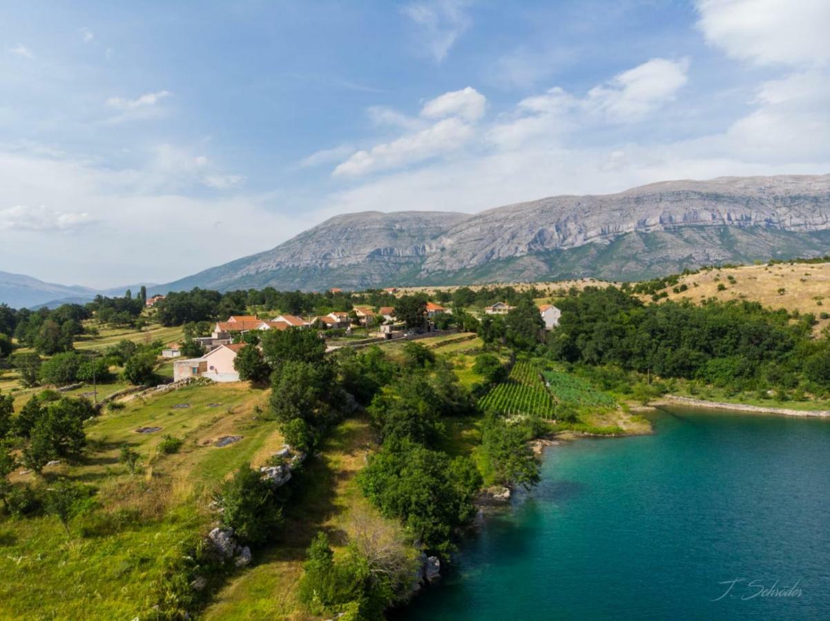 Holiday Home Marija Vrlika المظهر الخارجي الصورة
